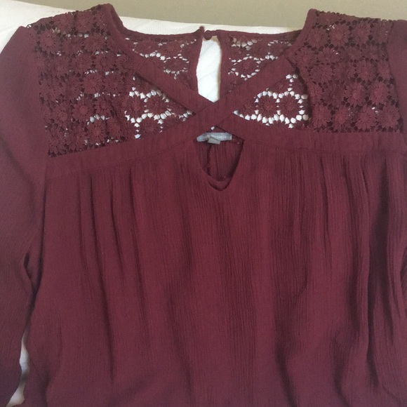 Charlotte Russe Tops - Charlotte Russe Top with Flower lace cutout Size M